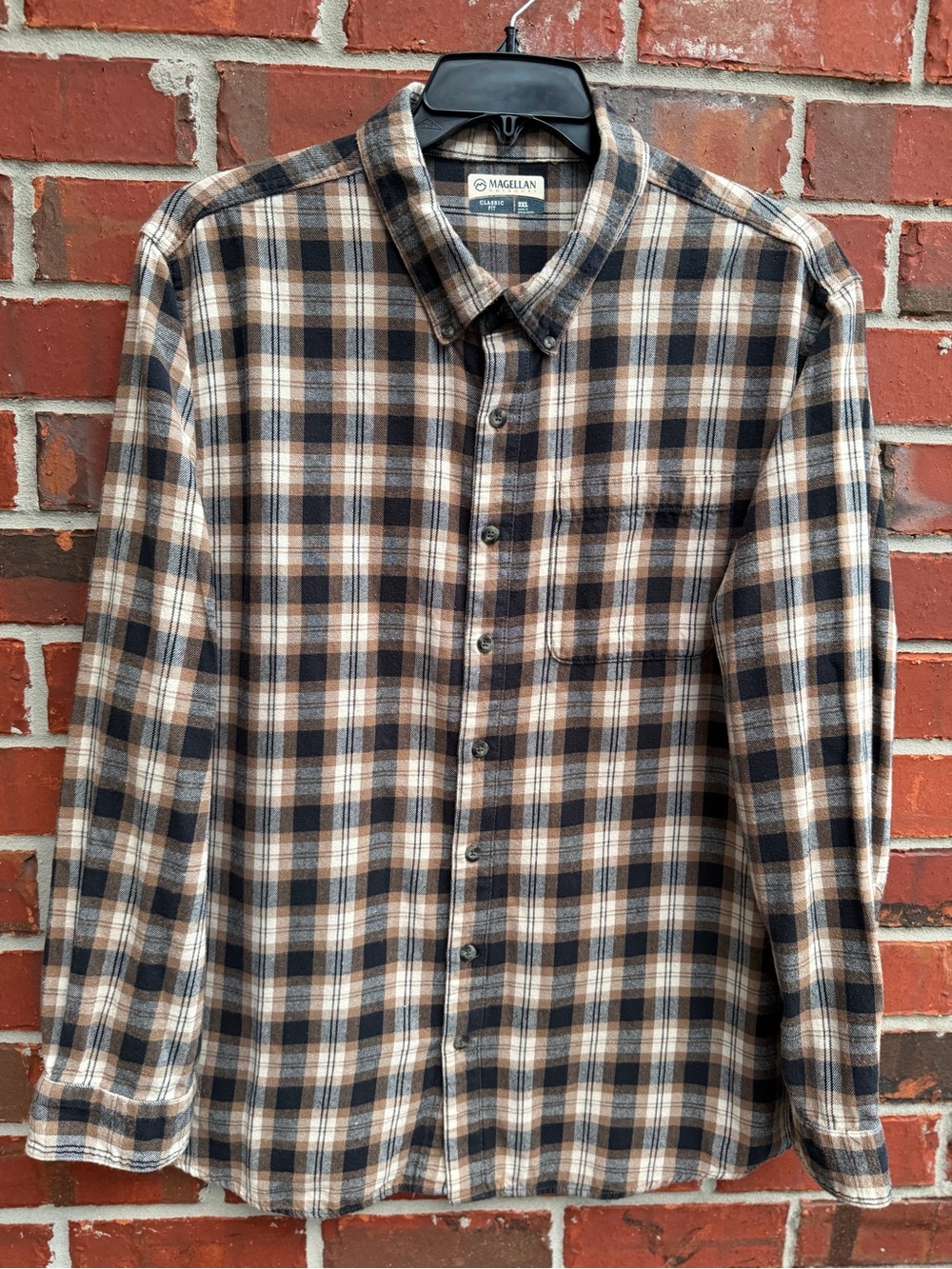 Magellan Outdoors Men's 2XL Tan Brown & Black Plaid Button-Down Flannel Shirt P5